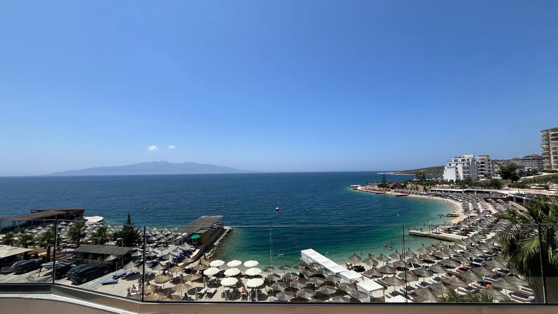 Cyan Skies Saranda 0*,  Albanie